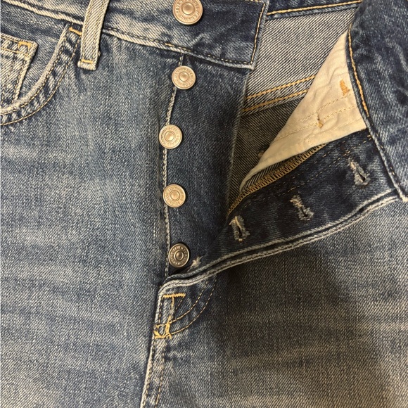 7 for all Mankind shorts - Picture 7 of 8